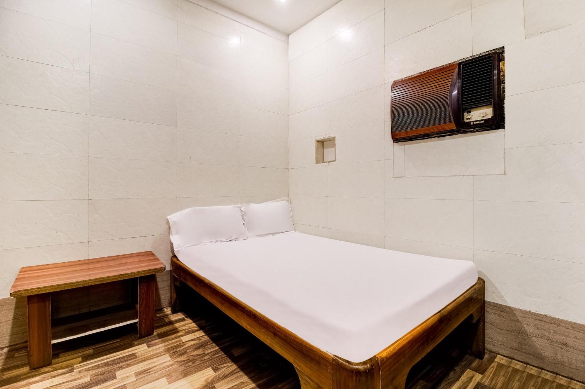 Hotel O Sargam Lodging And Boarding Ulhāsnagar Dış mekan fotoğraf